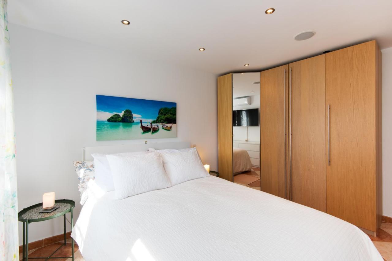 Villa Palm Beach Marina Benalmadena 3 Min Walking From The Sea Extérieur photo