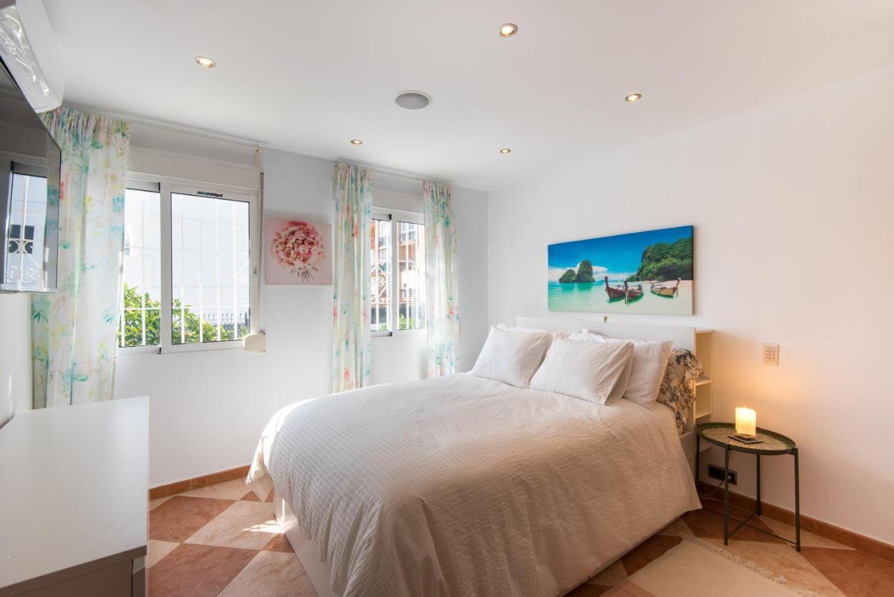 Villa Palm Beach Marina Benalmadena 3 Min Walking From The Sea Extérieur photo